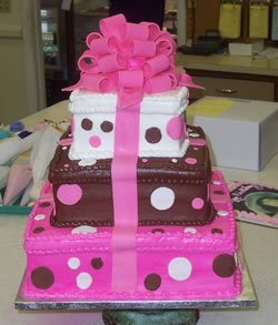 3 layer cake with ribbon
