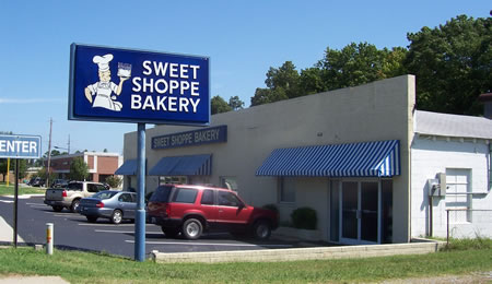 exterior view of Sweet Shoppe Bakery